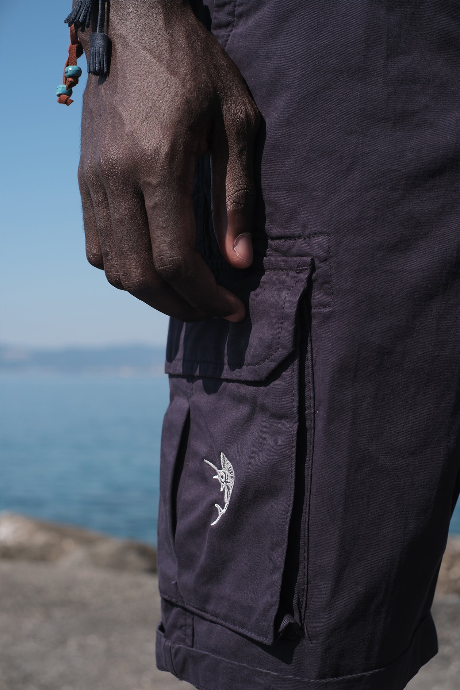 BERMUDA CARGO EMBROIDERY MARLIN FISH BLU