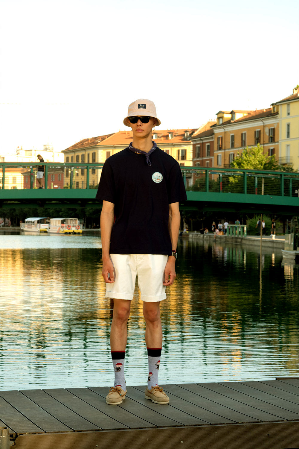 T.SHIRT SNOOPY SURF WAVE BLU